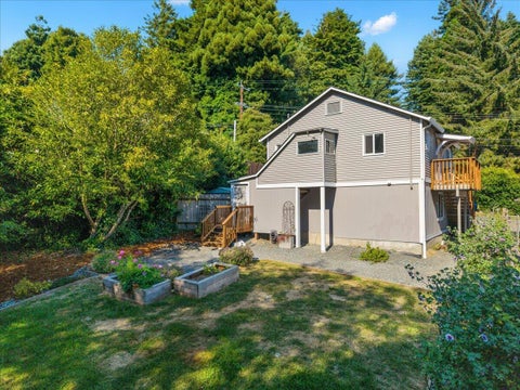 Photo of 3376 Lowell Street, Eureka, CA 95503 (MLS # 272967)
