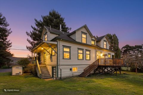 Photo of 2450 Kenmar Road, Fortuna, CA 95540 (MLS # 272081)