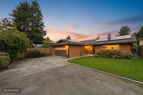 Photo of 6063 Celilo Lane, Eureka, CA 95503 (MLS # 272158)