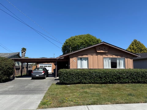 Photo of 1006 Lawndale Drive, Fortuna, CA 95540 (MLS # 272717)