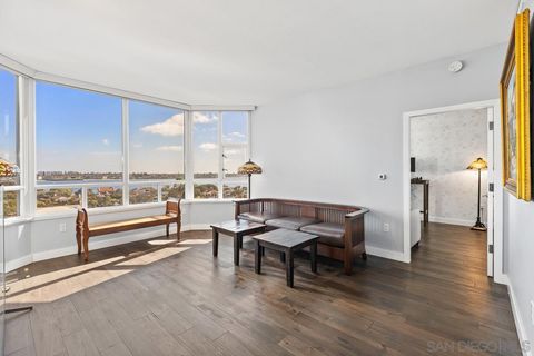 700 W Harbor Dr. 1003 San Diego CA 92101