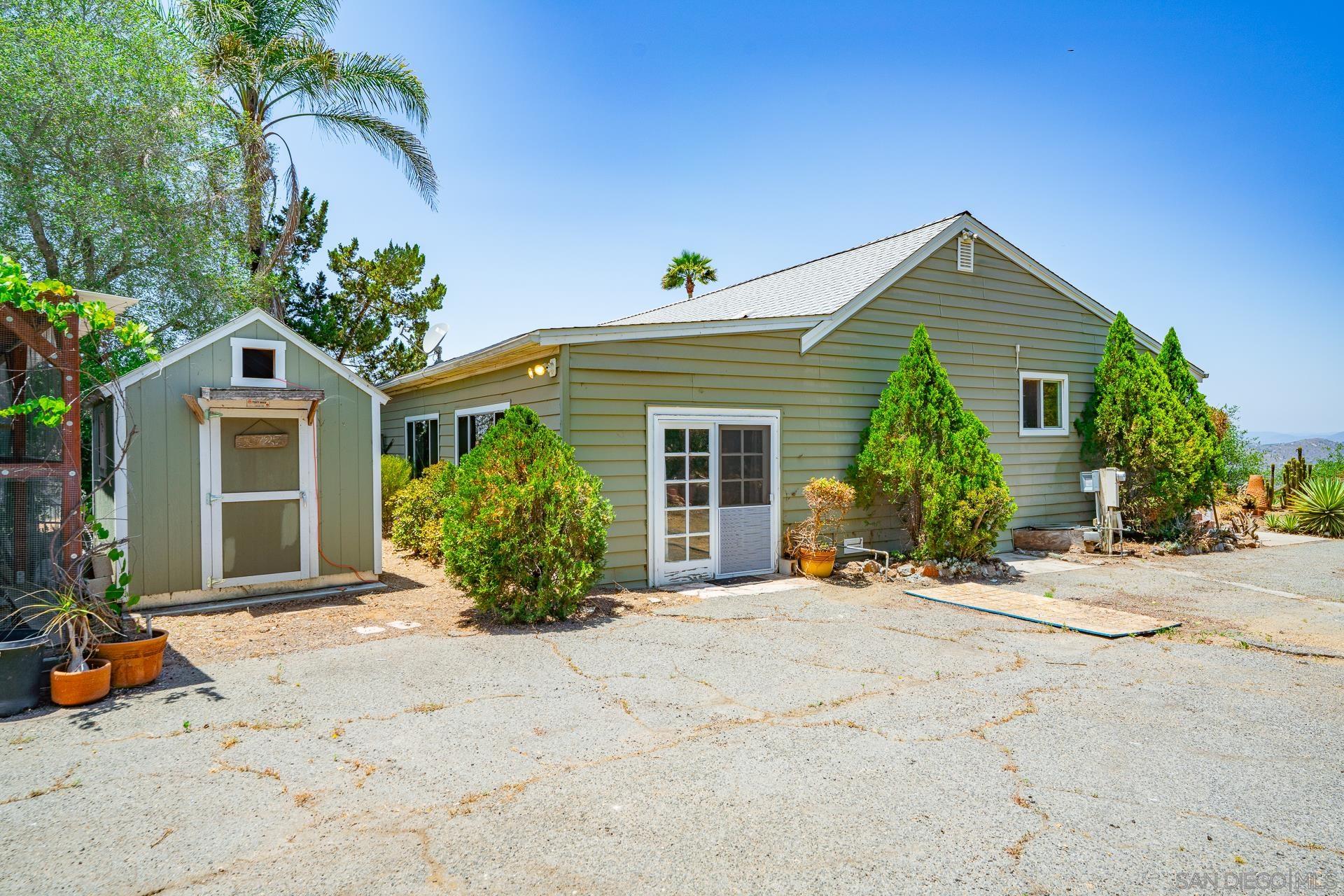 30727 Rolling Hills Dr