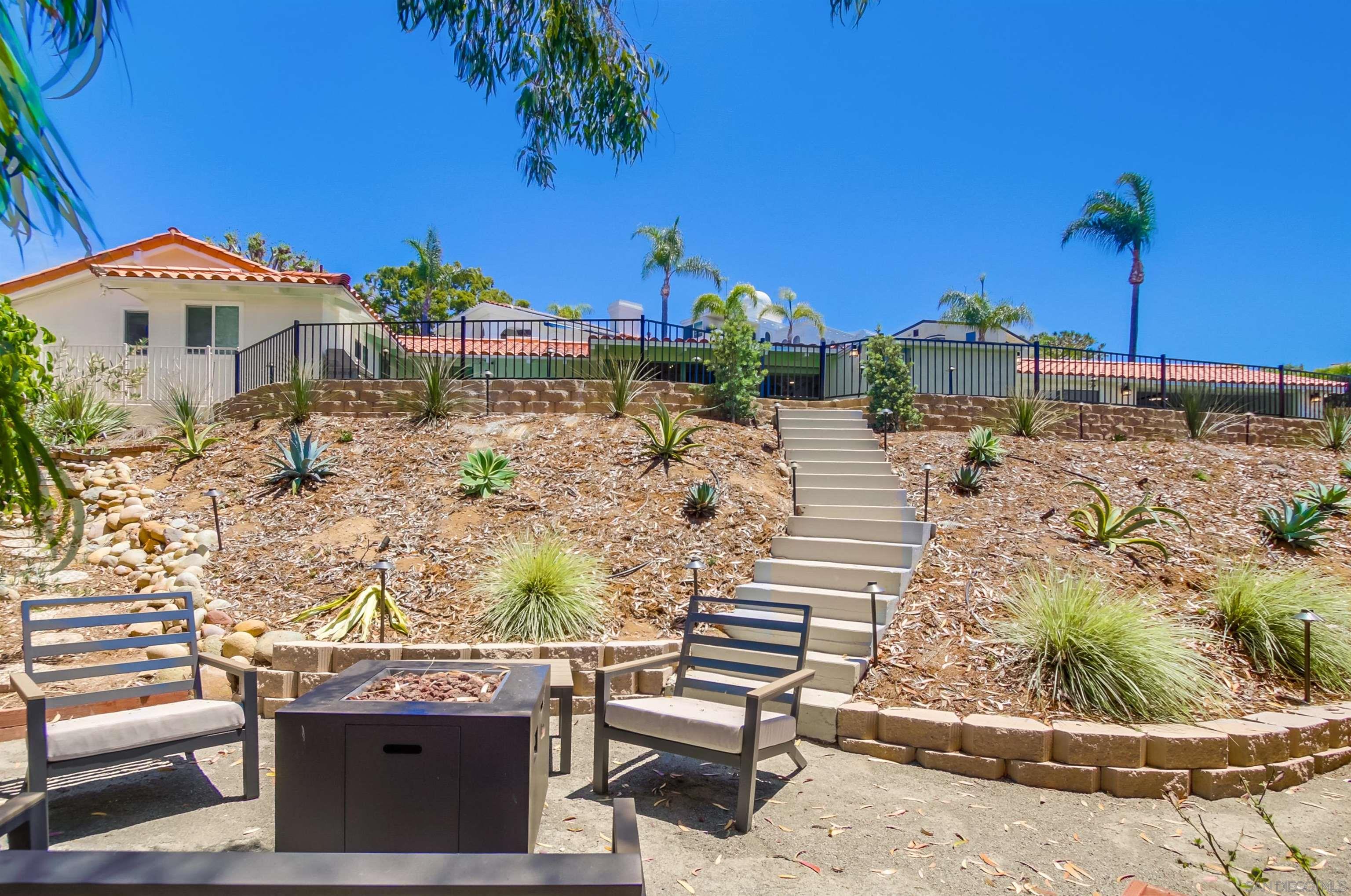 4242 Cosoy Way