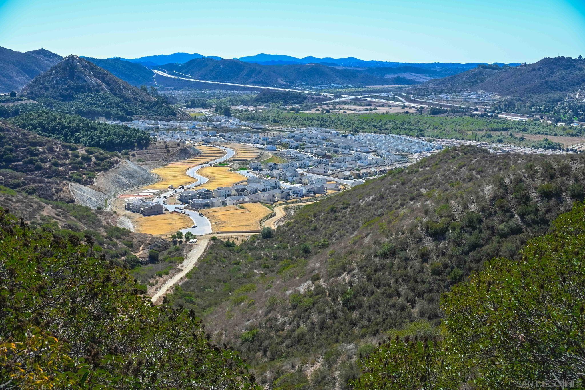 Pala Mesa Mountain Dr