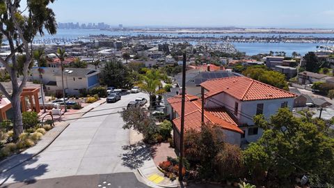 3235  Hill St San Diego CA 92106