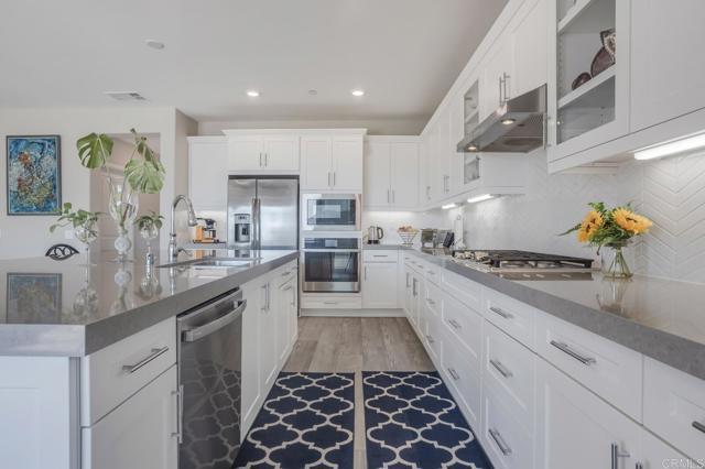2964 Hayloft Place