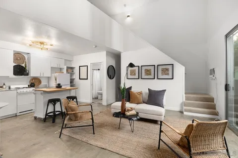 MLS: 250028443