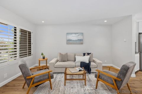 8324  Via Sonoma  71 La Jolla CA 92037