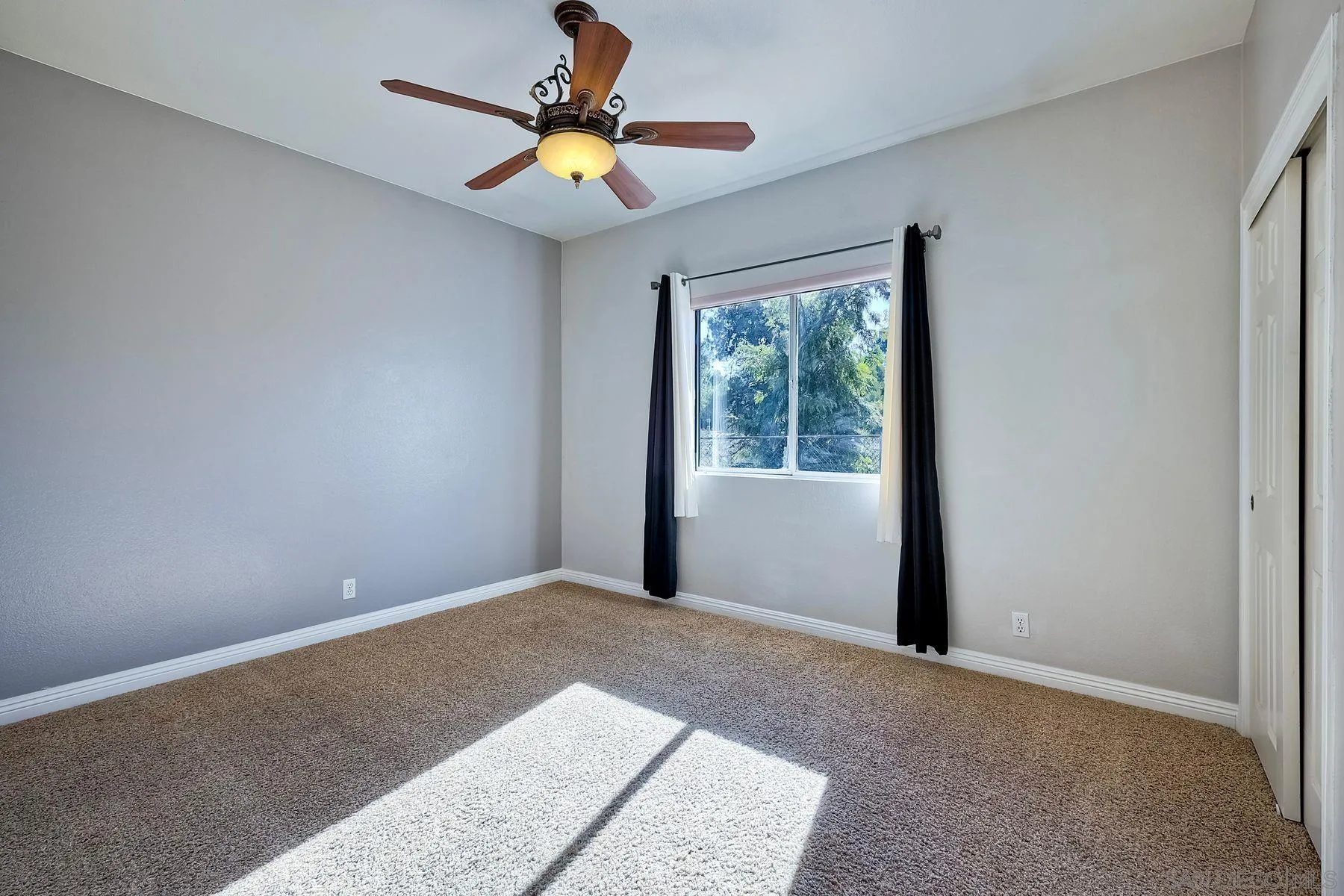 Valley Center, California 92082, United States, 4 Bedrooms Bedrooms, ,2 BathroomsBathrooms,Residential,Pending,22731