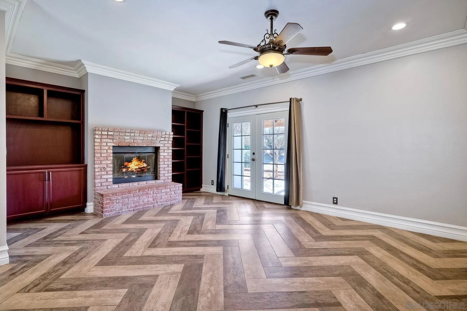 Valley Center, California 92082, United States, 4 Bedrooms Bedrooms, ,2 BathroomsBathrooms,Residential,Pending,22731