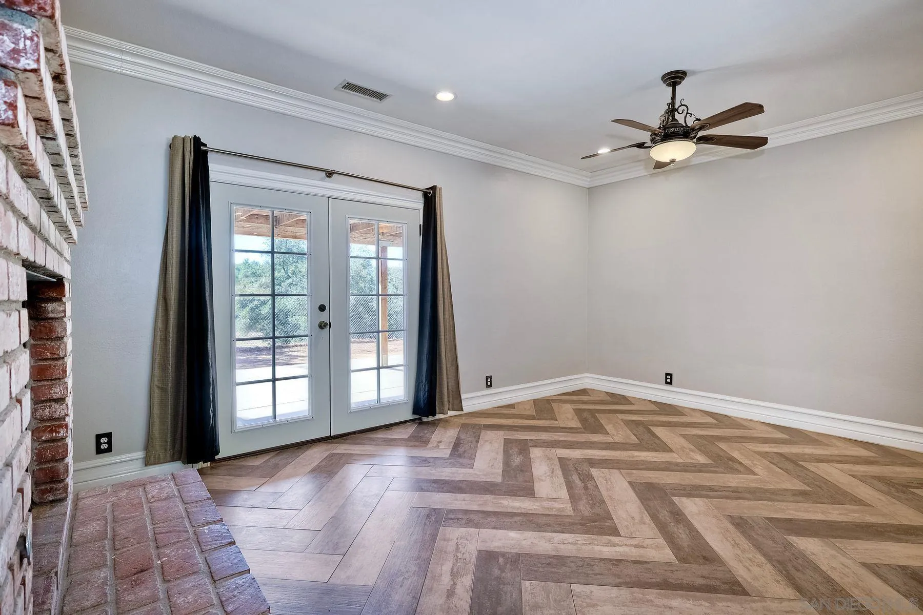 Valley Center, California 92082, United States, 4 Bedrooms Bedrooms, ,2 BathroomsBathrooms,Residential,Pending,22731