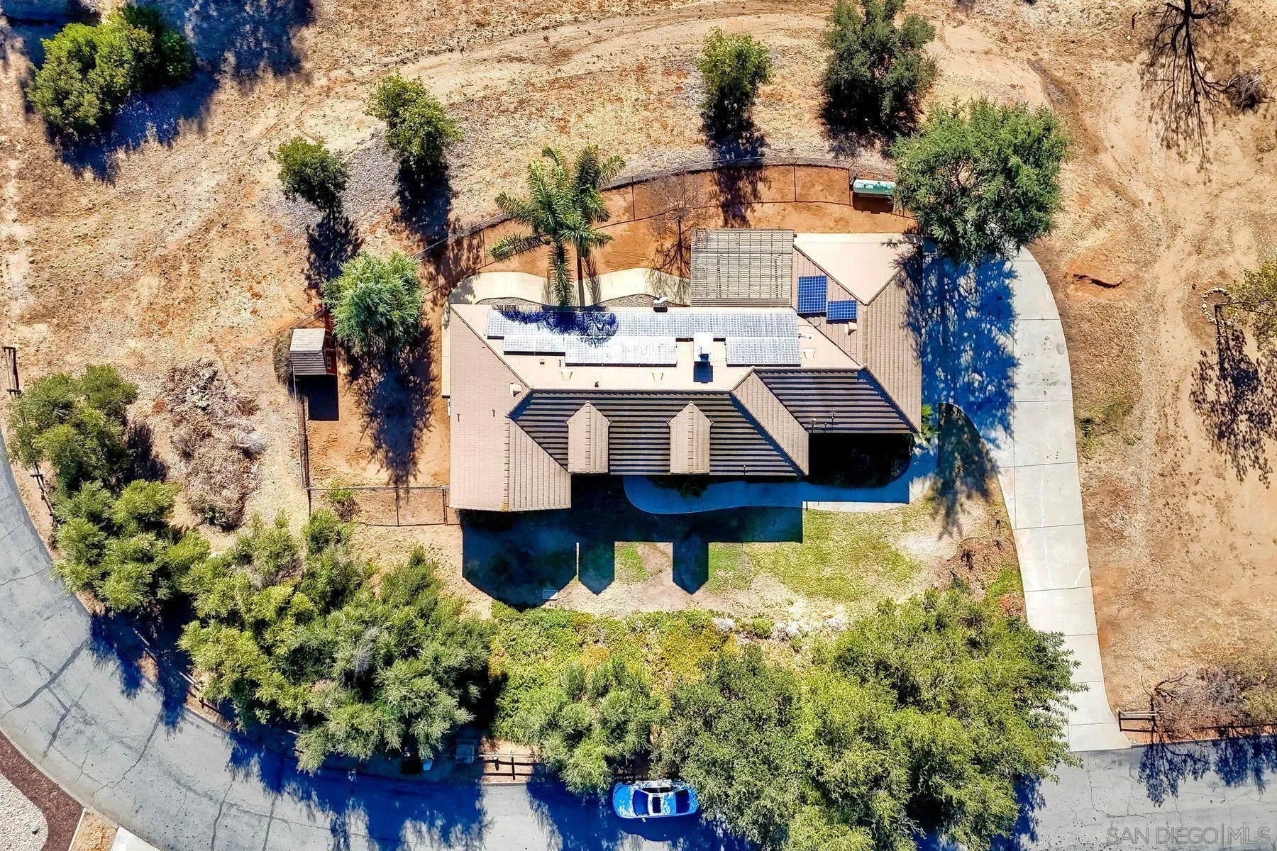 Valley Center, California 92082, United States, 4 Bedrooms Bedrooms, ,2 BathroomsBathrooms,Residential,Pending,22731