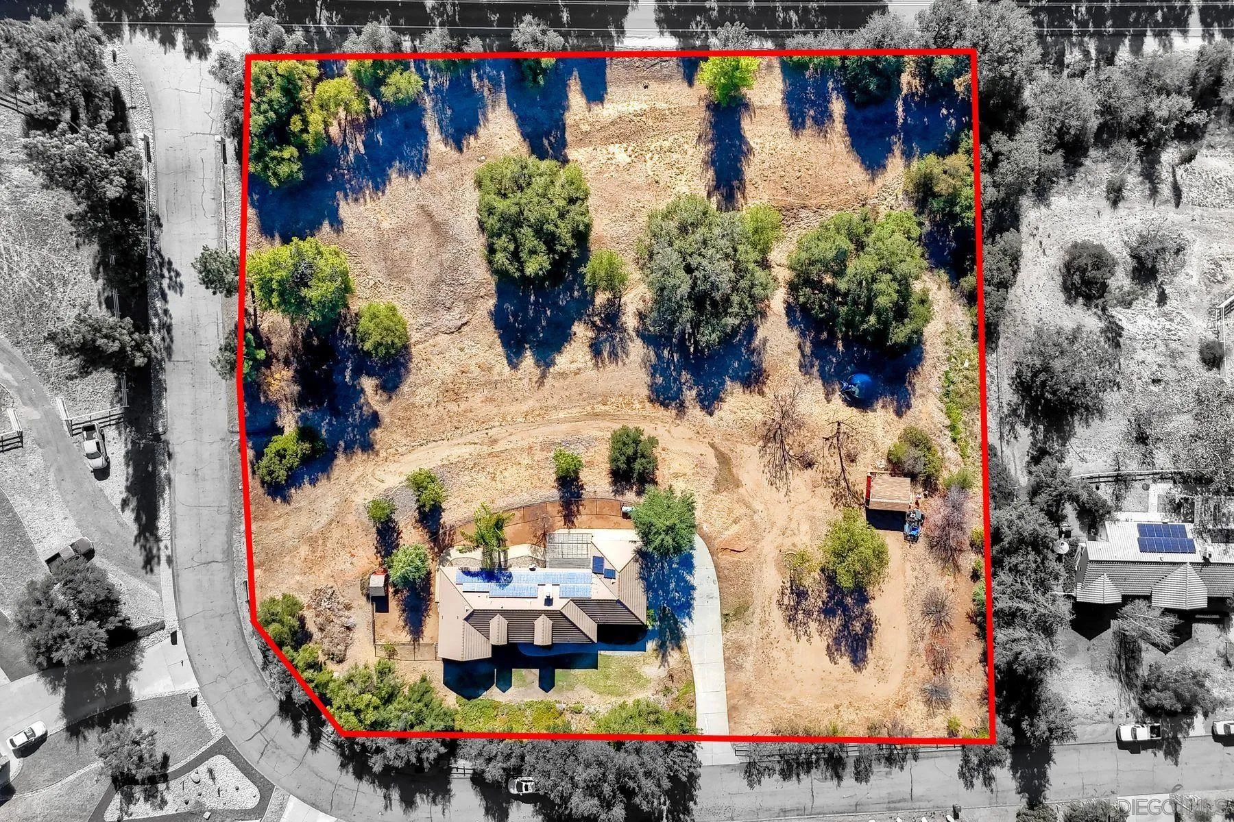 Valley Center, California 92082, United States, 4 Bedrooms Bedrooms, ,2 BathroomsBathrooms,Residential,Pending,22731