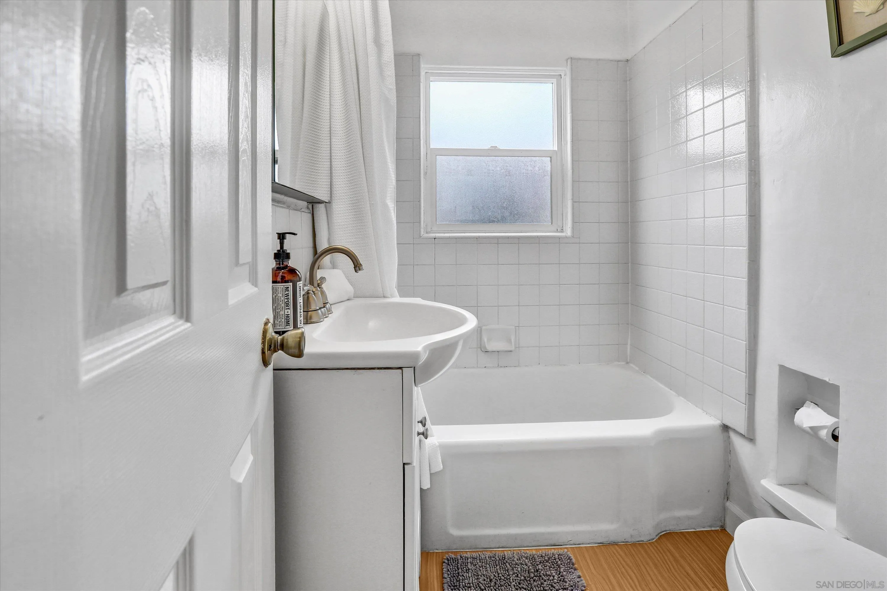 San Diego, California 92109, United States, 6 Bedrooms Bedrooms, ,2 BathroomsBathrooms,Residential,Active,150241