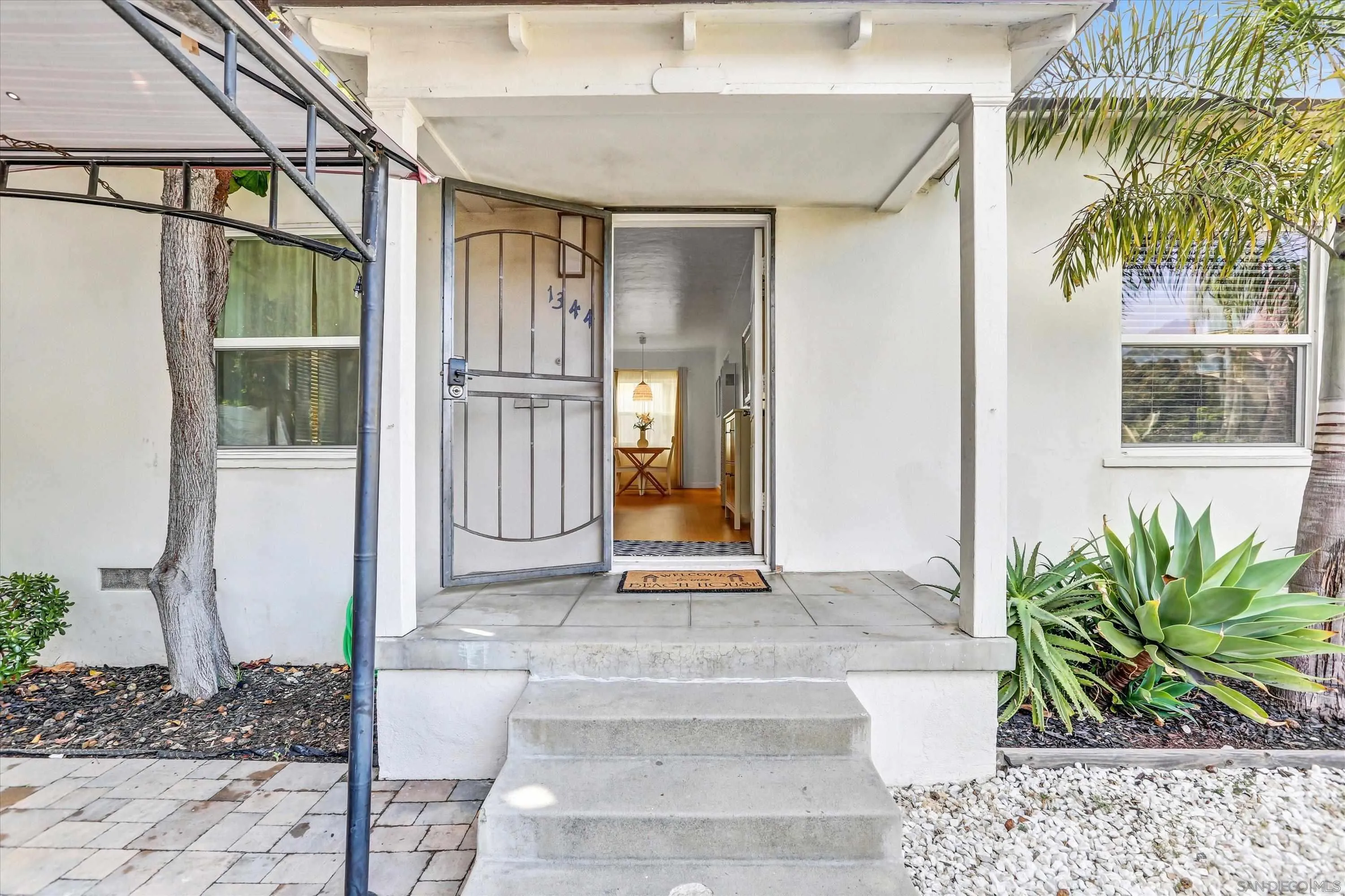 San Diego, California 92109, United States, 6 Bedrooms Bedrooms, ,2 BathroomsBathrooms,Residential,Active,150241