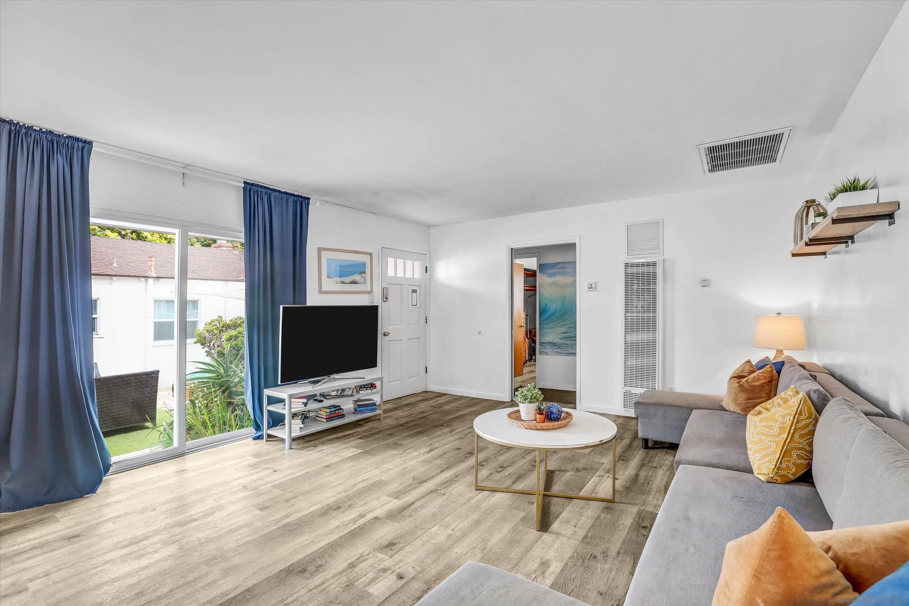 San Diego, California 92109, United States, 6 Bedrooms Bedrooms, ,2 BathroomsBathrooms,Residential,Active,150241