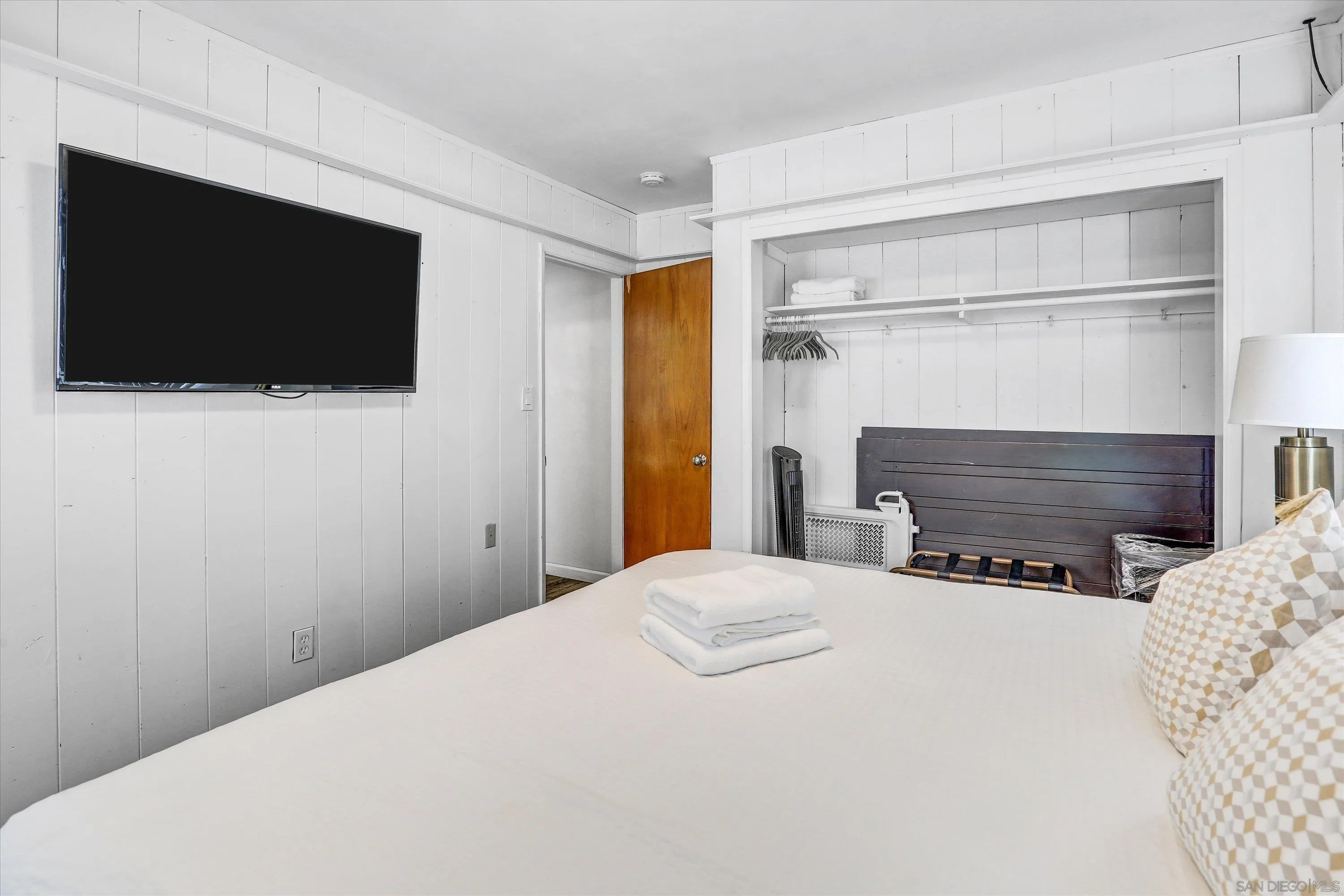 San Diego, California 92109, United States, 6 Bedrooms Bedrooms, ,2 BathroomsBathrooms,Residential,Active,150241