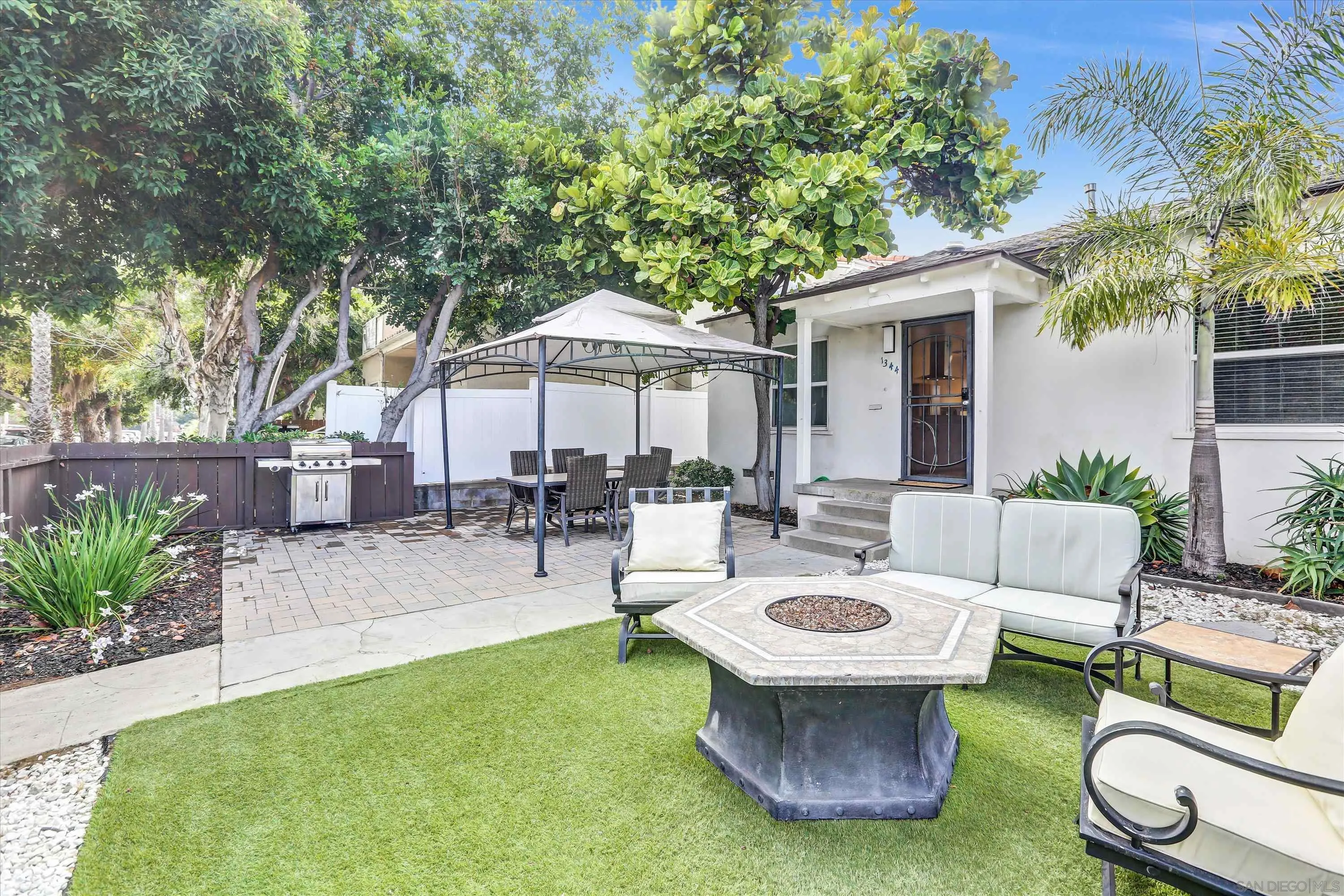 San Diego, California 92109, United States, 6 Bedrooms Bedrooms, ,2 BathroomsBathrooms,Residential,Active,150241