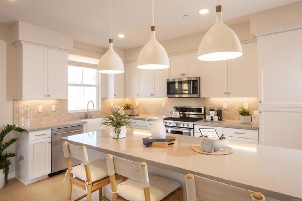 Photo for 2310 Columba Glen, Escondido, CA 92025 (MLS # NDP2308991)