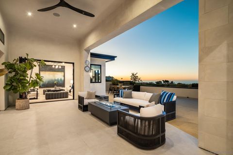 2365  Via Siena La Jolla CA 92037