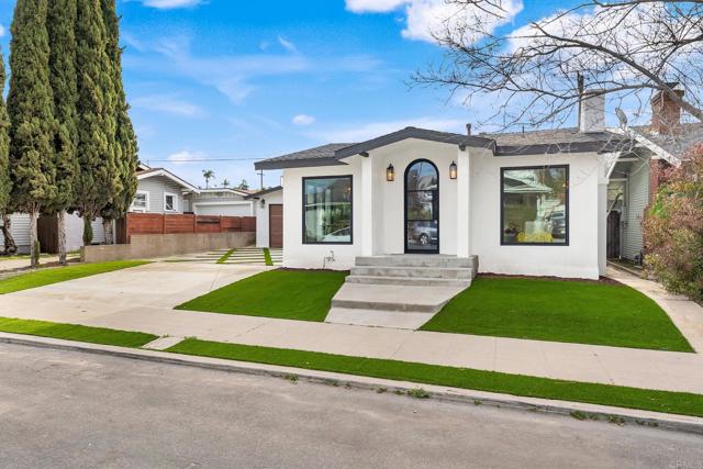 3561 Arizona St