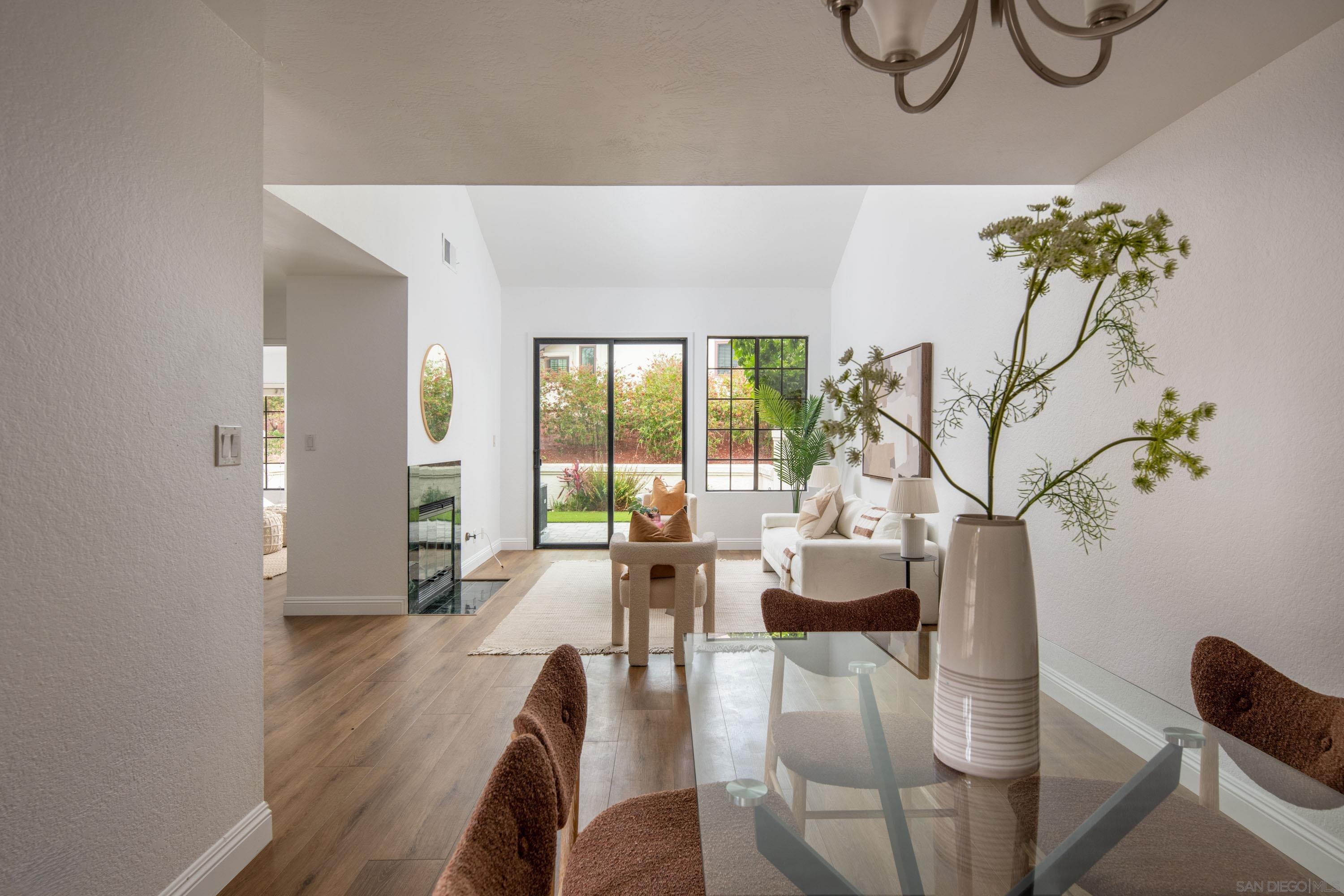 3633 Seahorn Circle