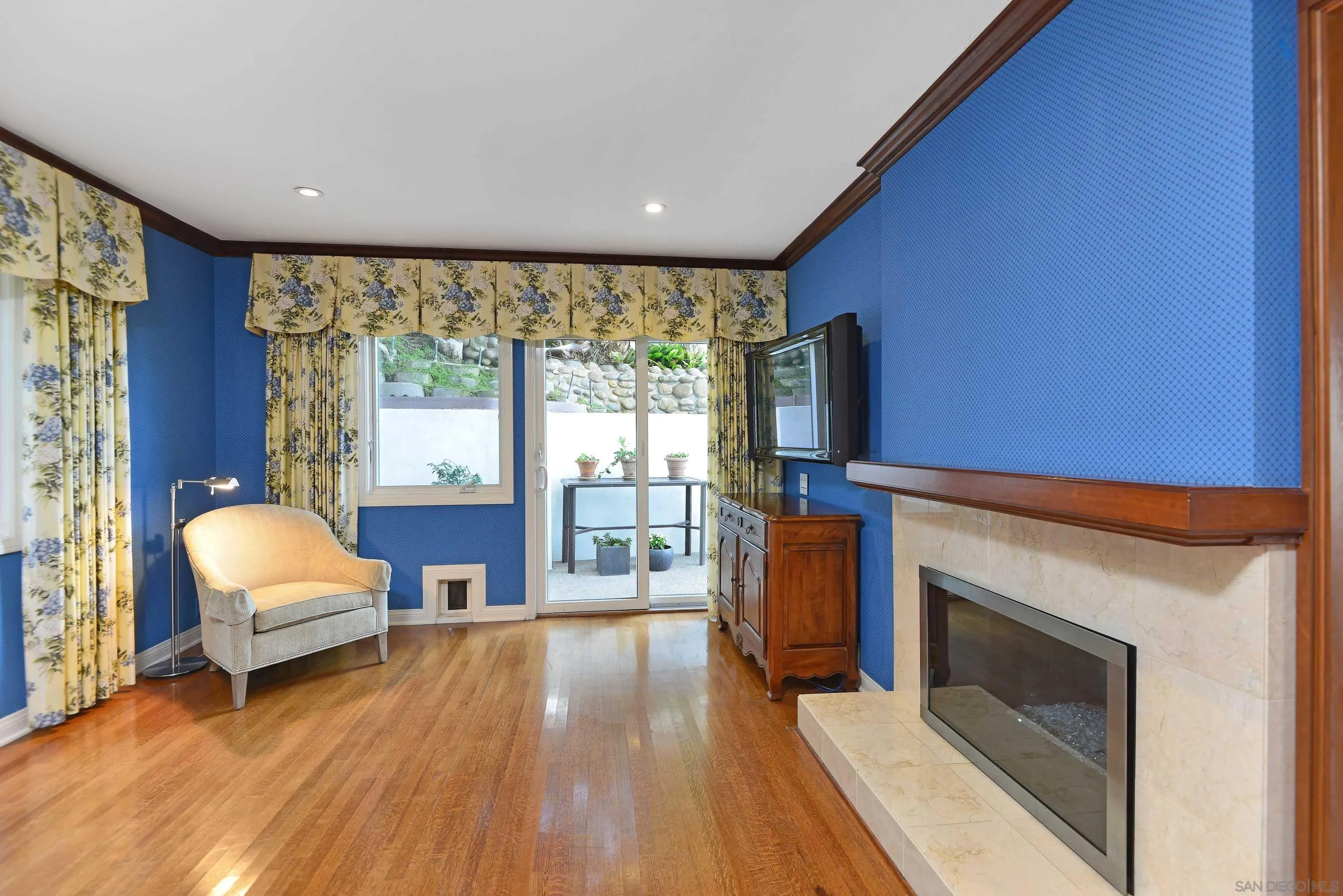 La Jolla, California 92037, United States, 4 Bedrooms Bedrooms, ,5 BathroomsBathrooms,Residential,Active,35153