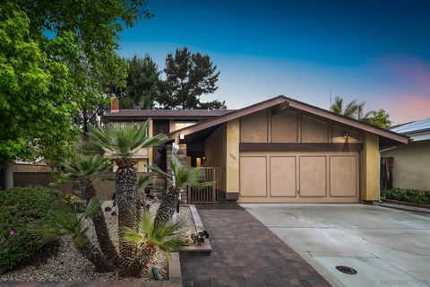 Single Family Residence in San Diego CA 2946 Murat St.jpg