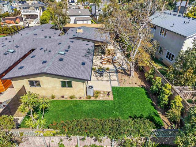 808 Seabright Lane