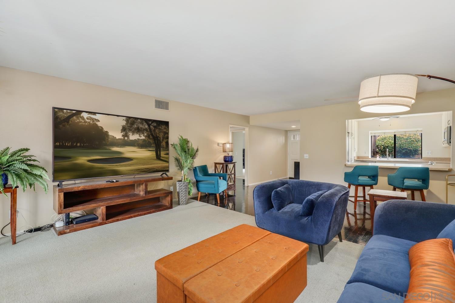 4121  Oak Island Ln