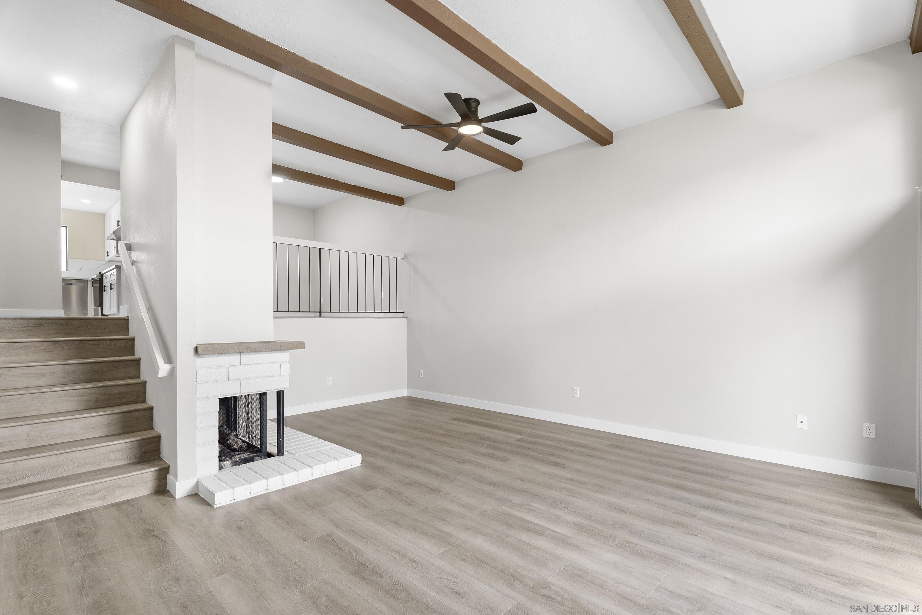 3878 La Jolla Village Dr