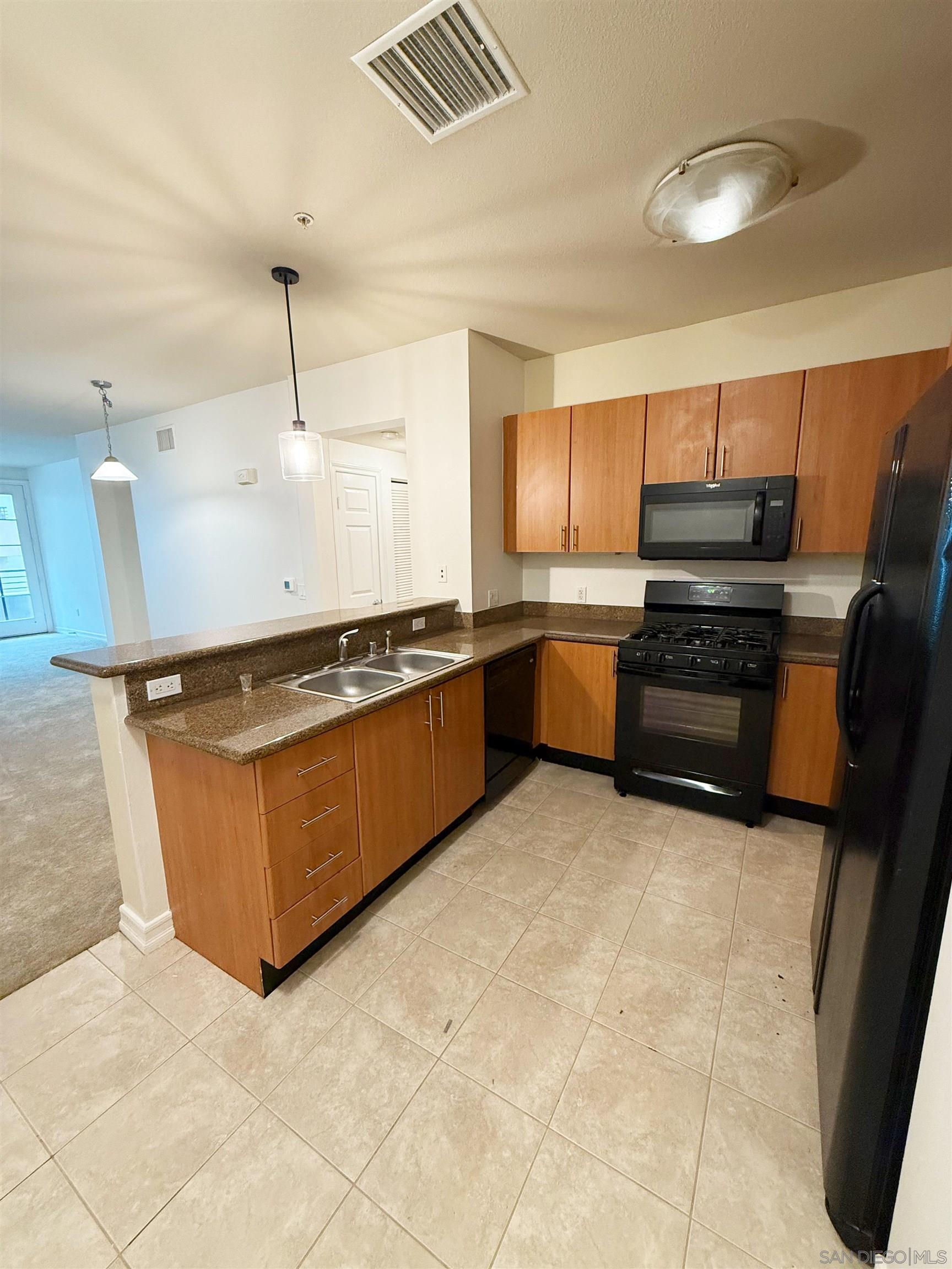 1465 C St 3418