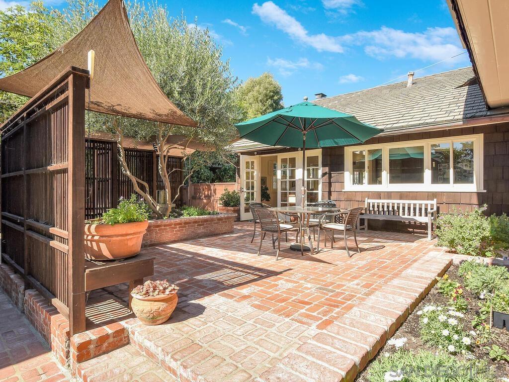 341 Fern Glen