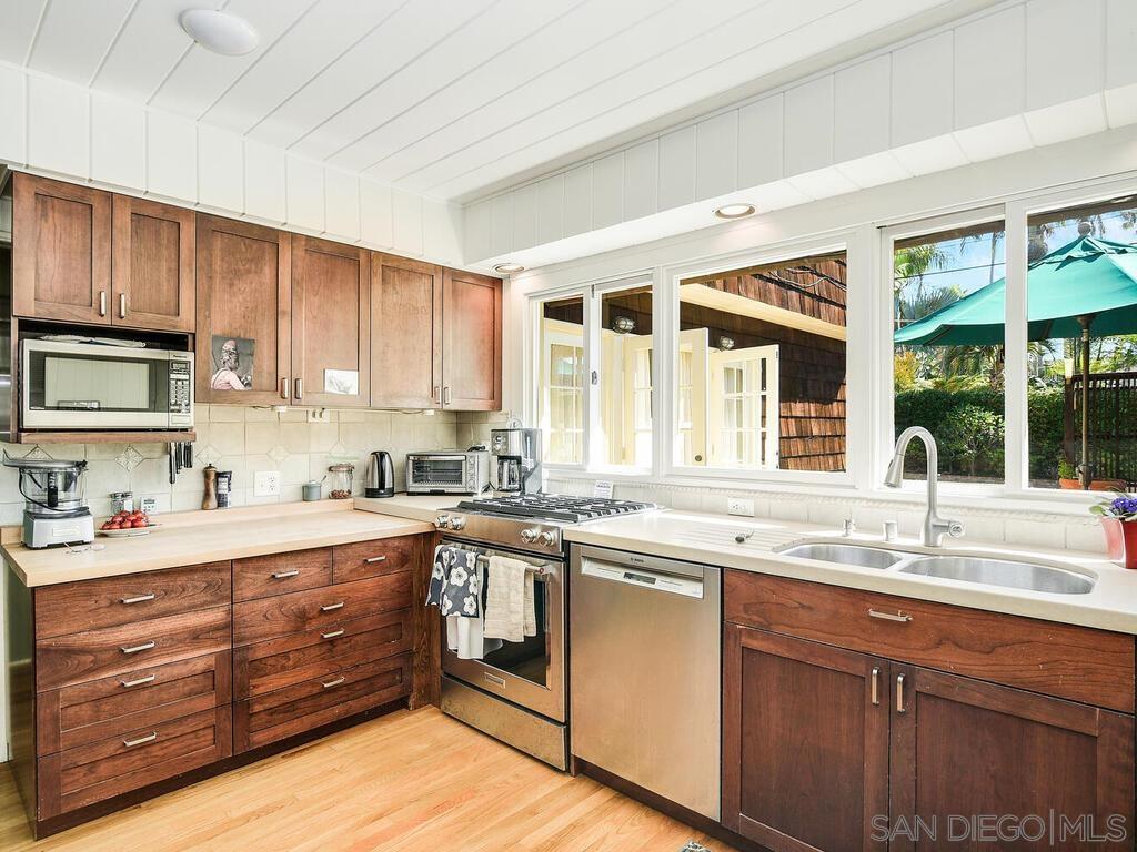 341 Fern Glen