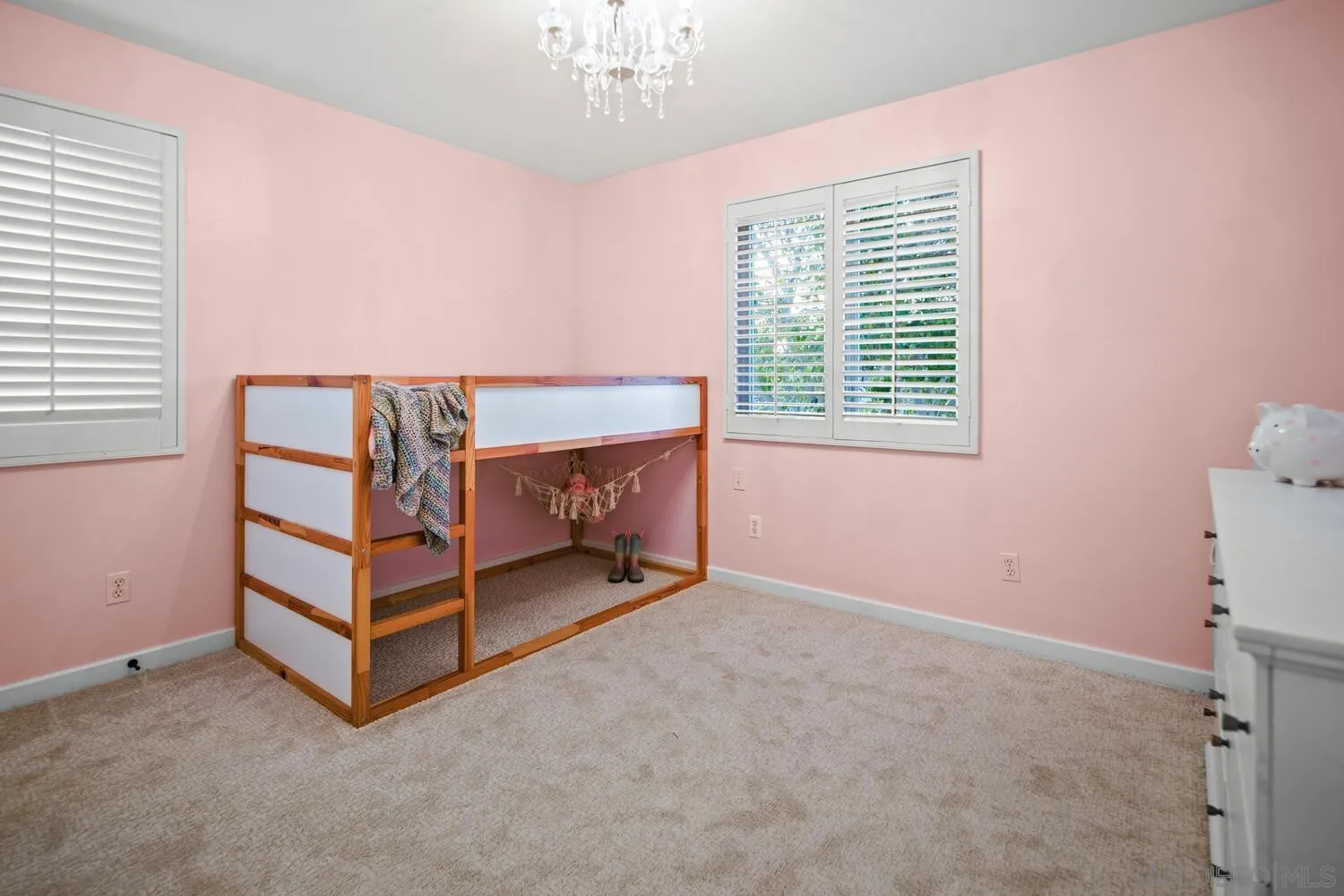 Coronado, California 92118, United States, 4 Bedrooms Bedrooms, ,4 BathroomsBathrooms,Residential,Active,82342