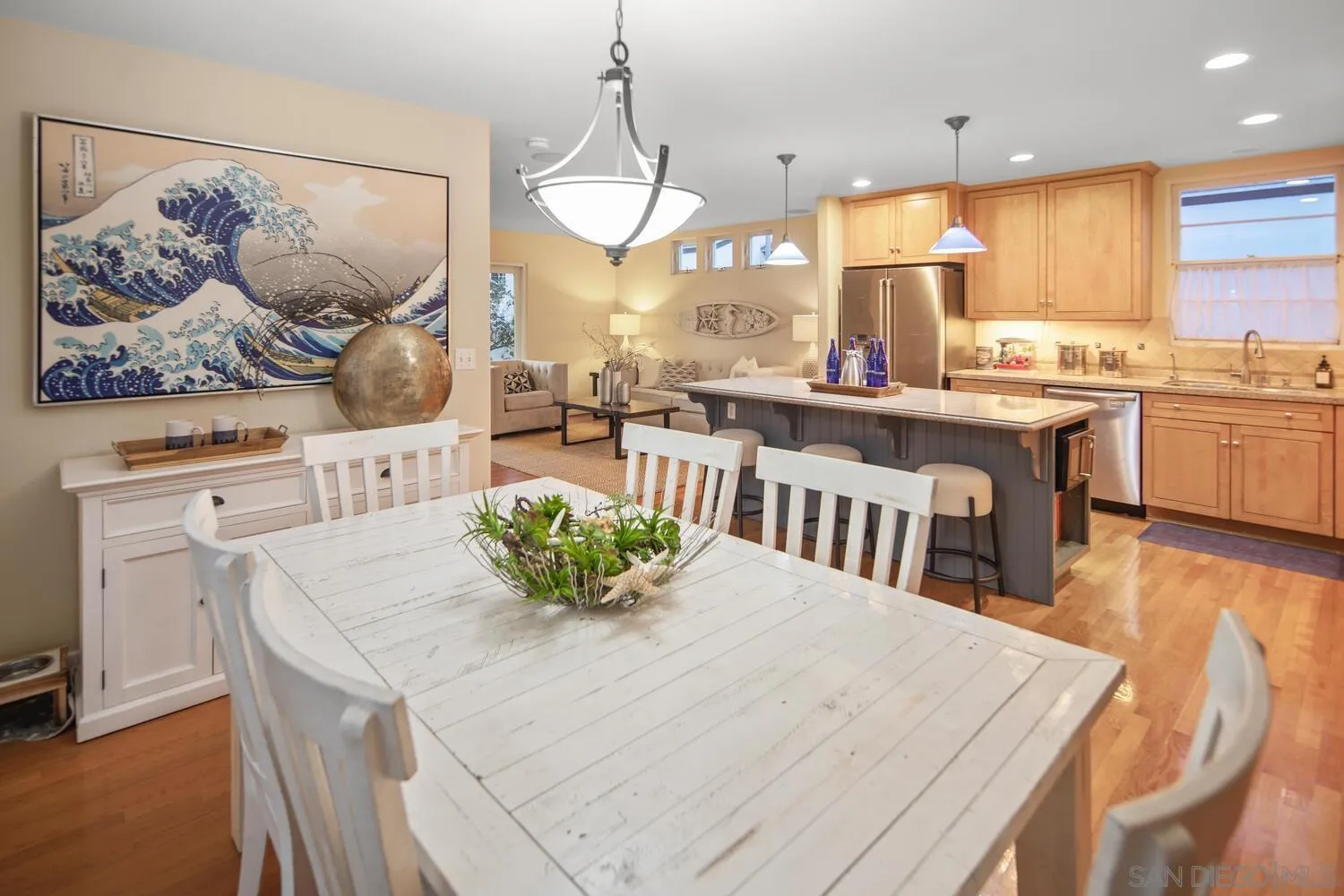 Coronado, California 92118, United States, 4 Bedrooms Bedrooms, ,4 BathroomsBathrooms,Residential,Active,82342