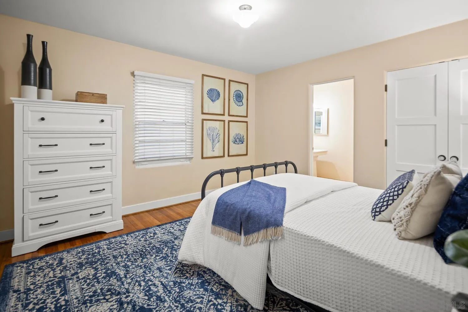 Coronado, California 92118, United States, 4 Bedrooms Bedrooms, ,4 BathroomsBathrooms,Residential,Active,82342