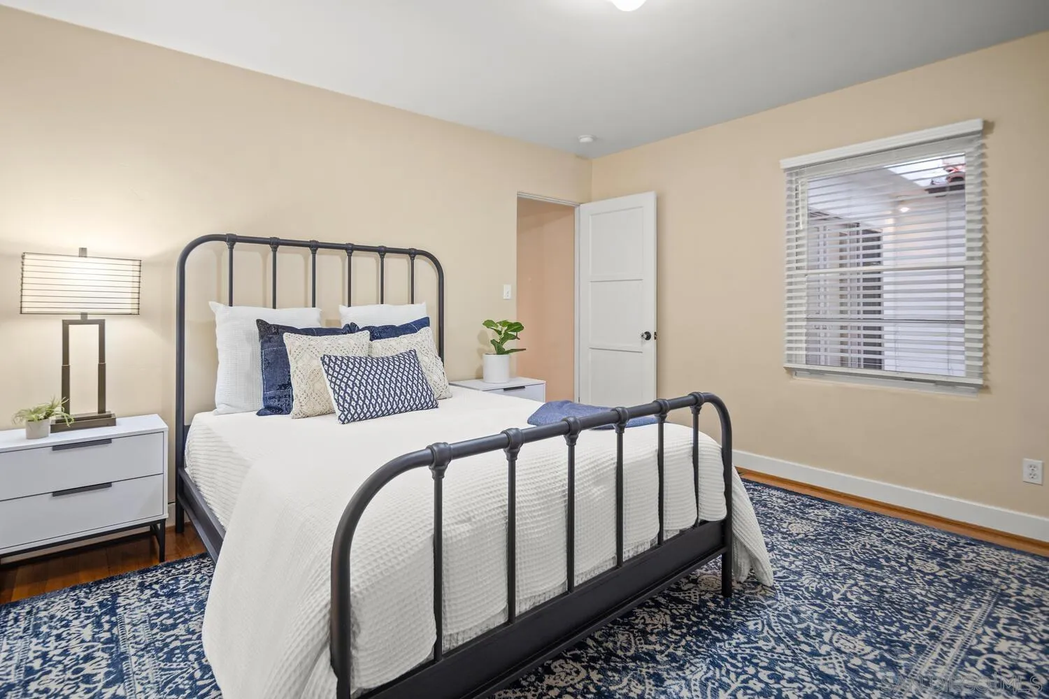 Coronado, California 92118, United States, 4 Bedrooms Bedrooms, ,4 BathroomsBathrooms,Residential,Active,82342