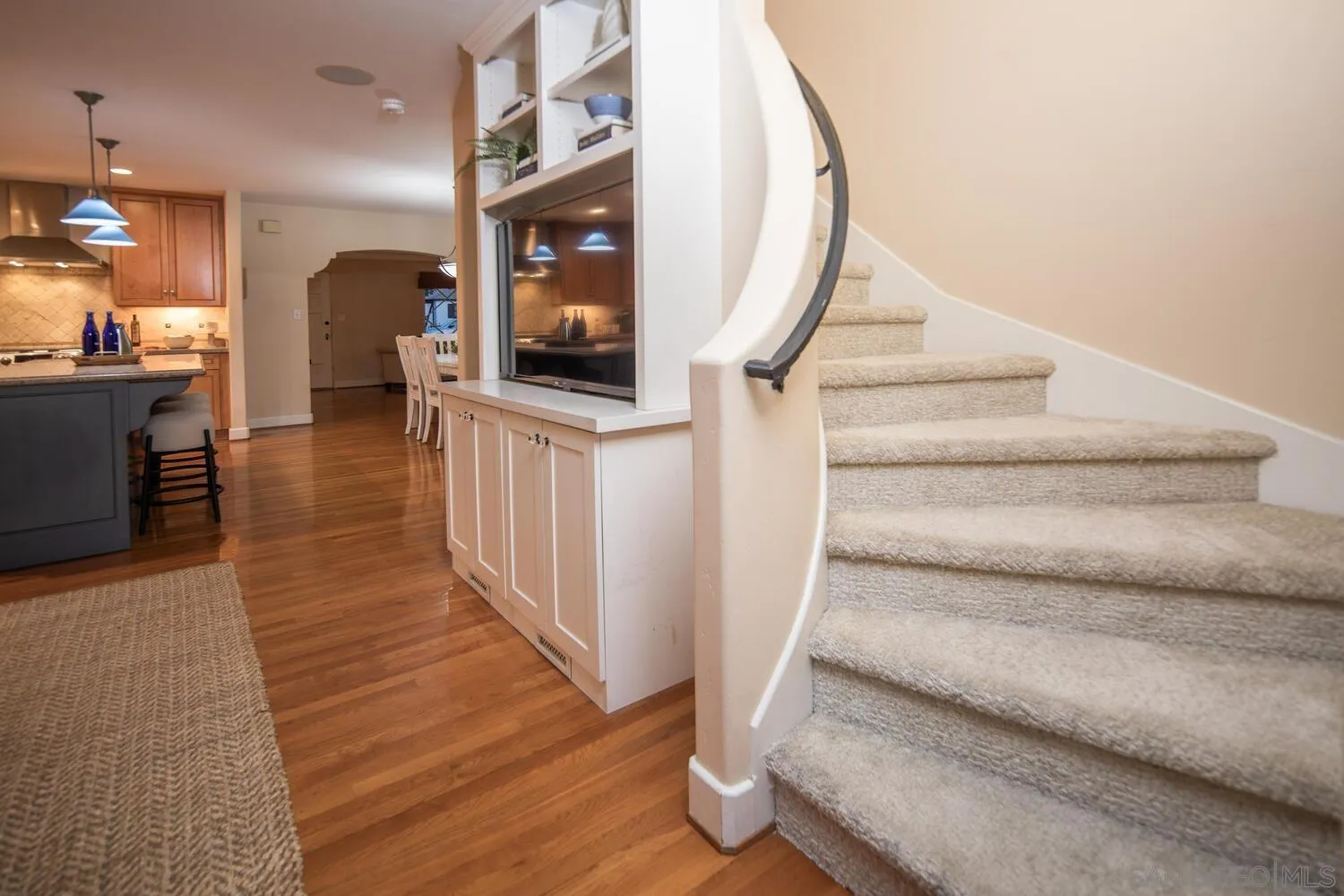 Coronado, California 92118, United States, 4 Bedrooms Bedrooms, ,4 BathroomsBathrooms,Residential,Active,82342