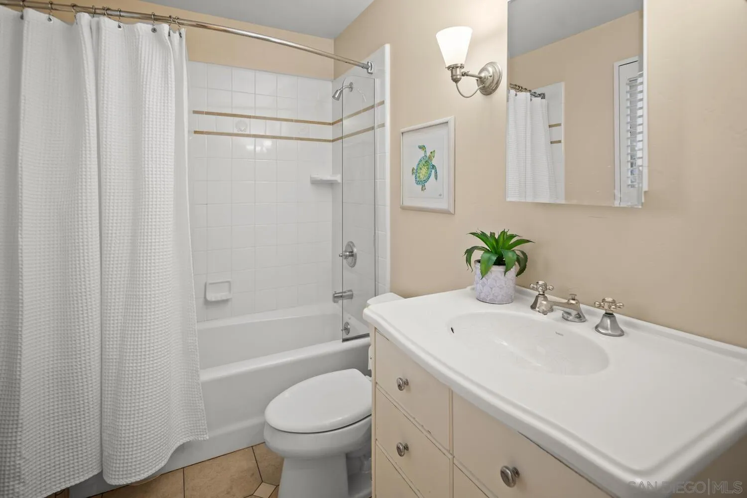 Coronado, California 92118, United States, 4 Bedrooms Bedrooms, ,4 BathroomsBathrooms,Residential,Active,82342