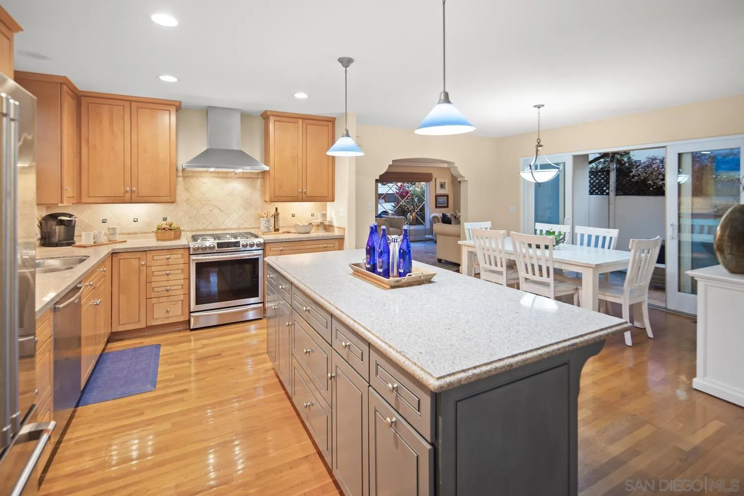 Coronado, California 92118, United States, 4 Bedrooms Bedrooms, ,4 BathroomsBathrooms,Residential,Active,82342