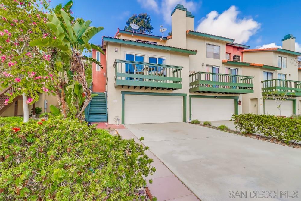 6826 Camino Berdecio