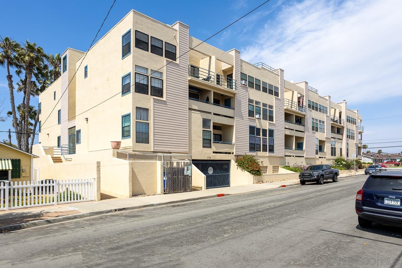 270 Dahlia Ave 22