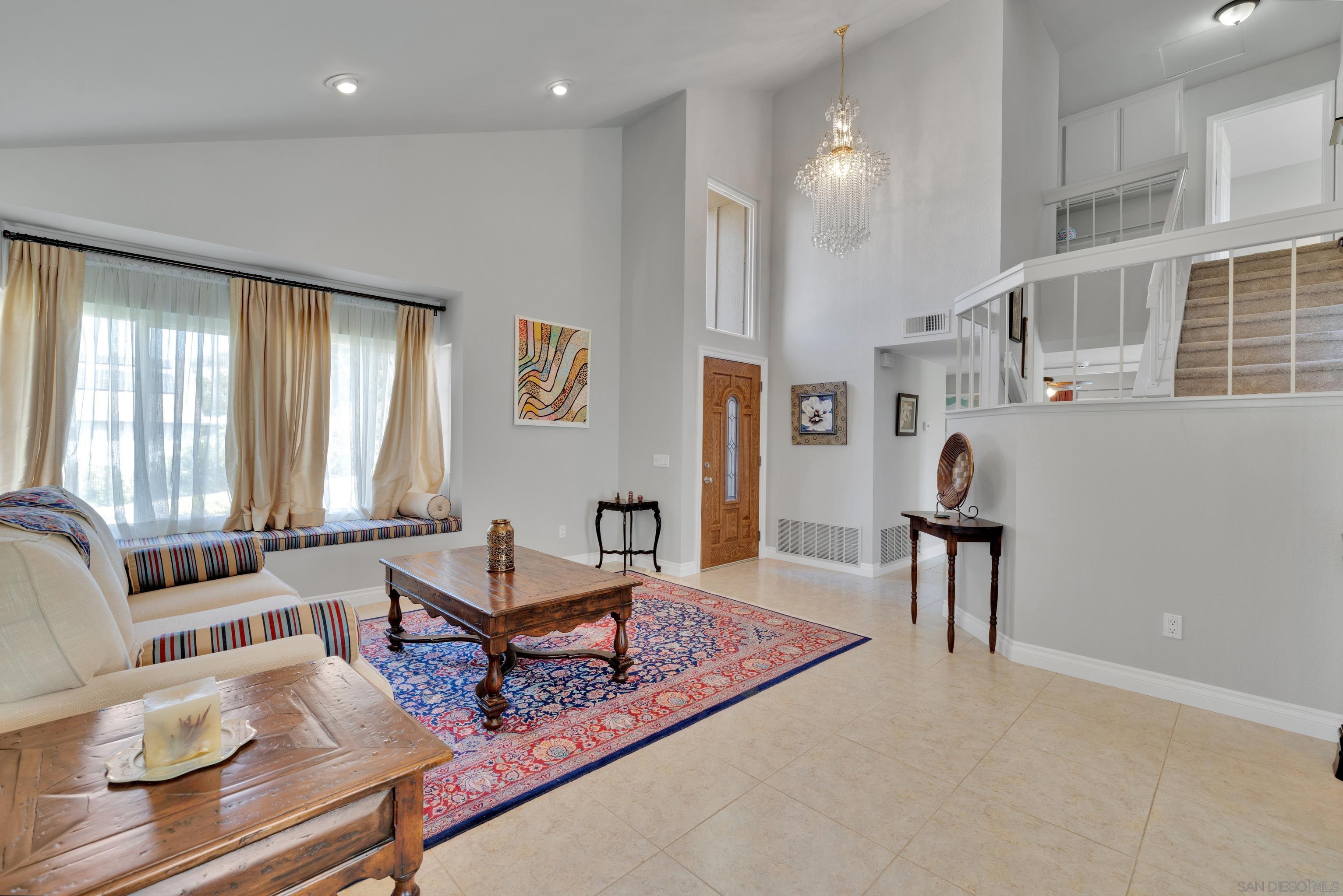 9959 Riverhead Dr
