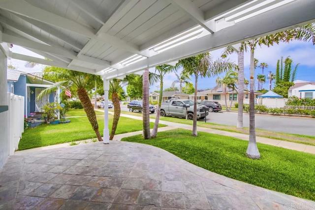 1619 Alvarado Street