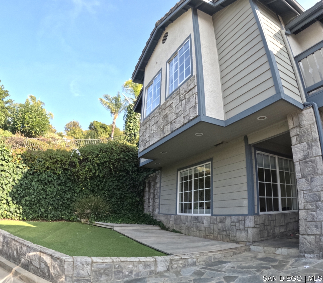 325 Fire Mountain PL