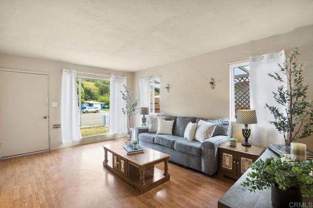 5566 Streamview Dr