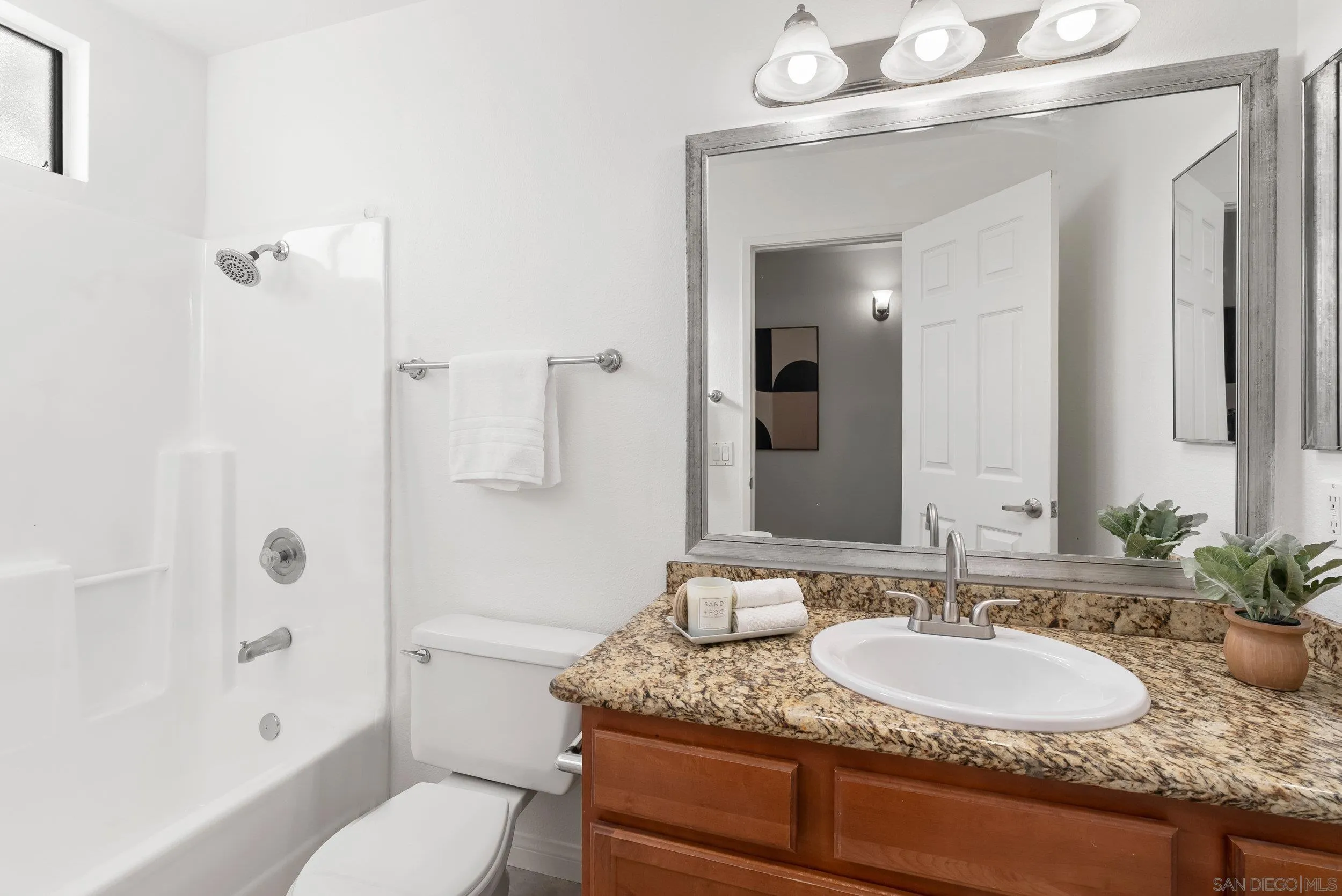 El Cajon, California 92019, United States, 1 Bedroom Bedrooms, ,1 BathroomBathrooms,Residential,Active,132877