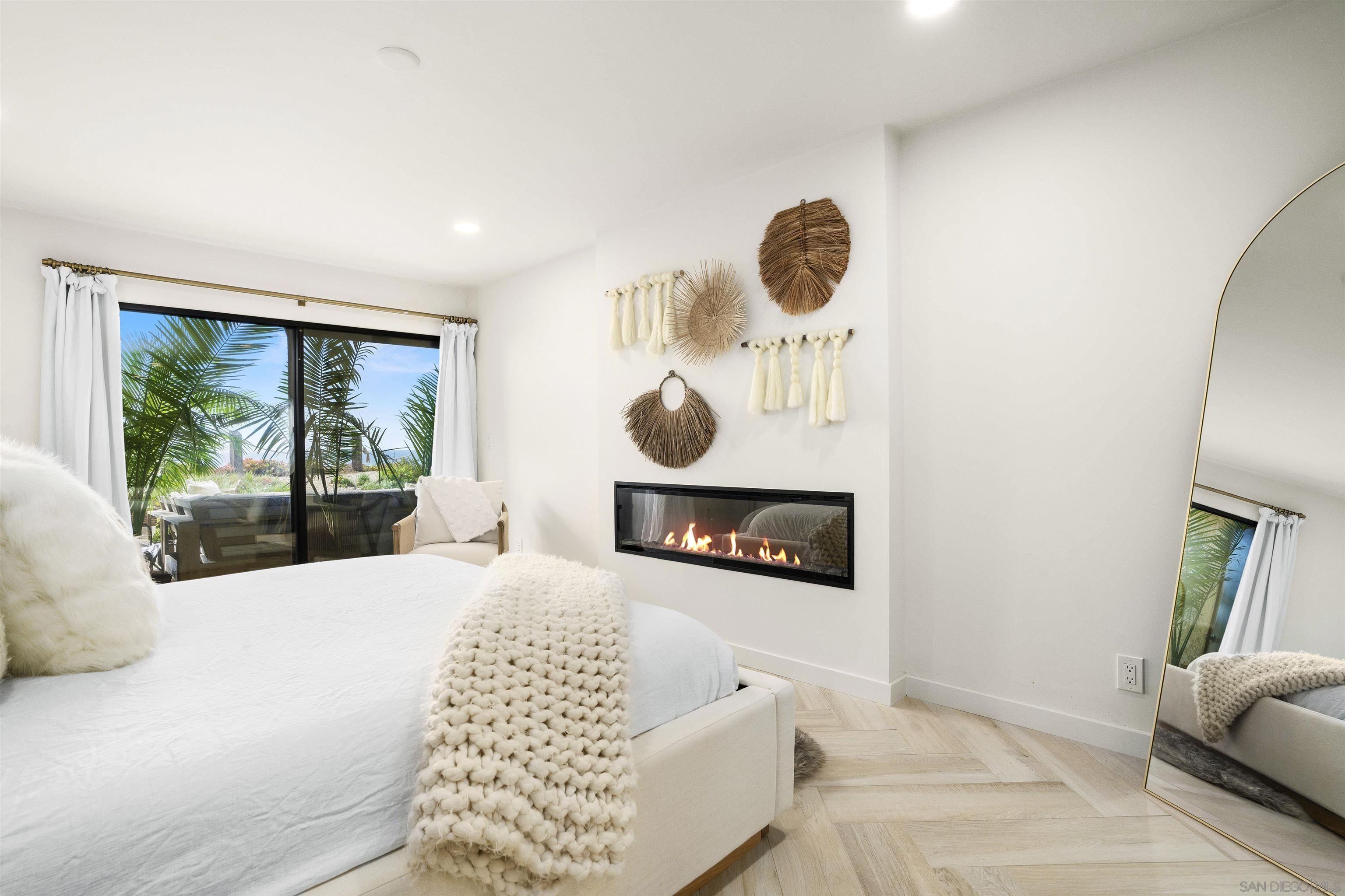 435 S Sierra Ave 114