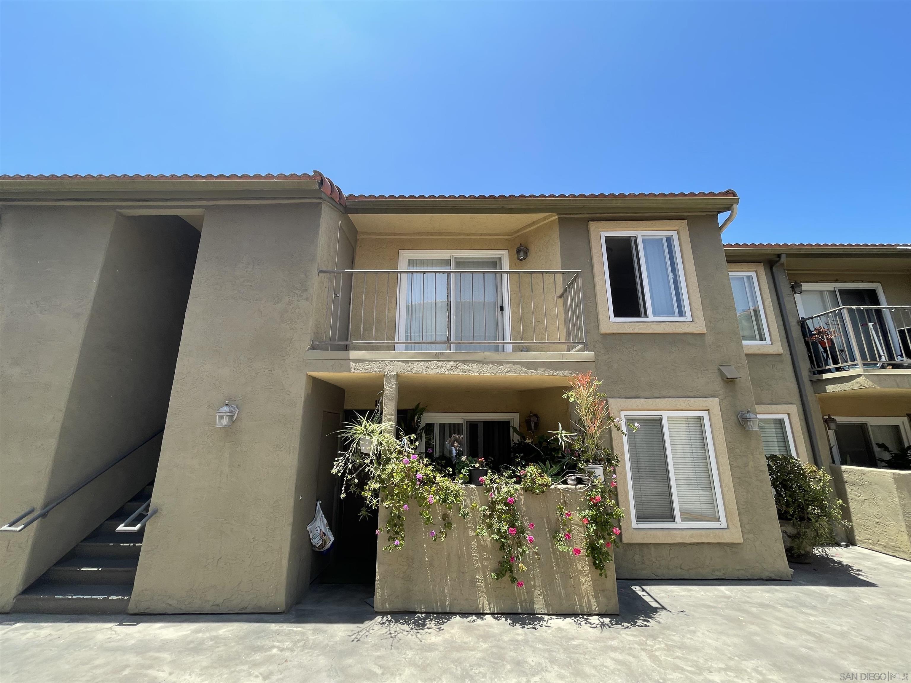 4222 Menlo Ave 17